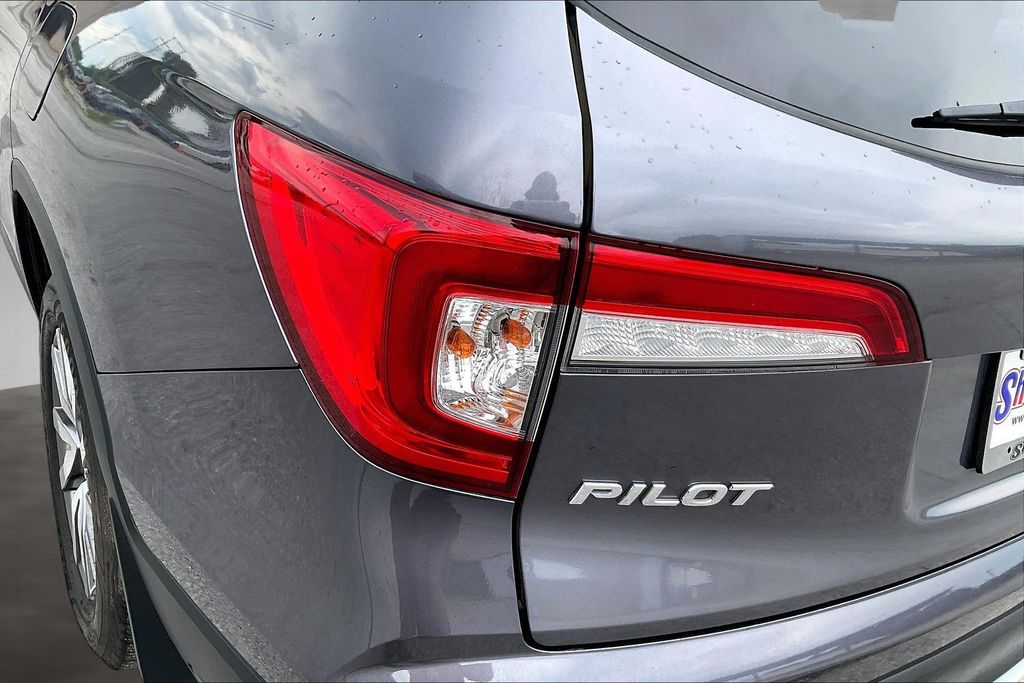 2022 Honda Pilot EX-L - Photo 23