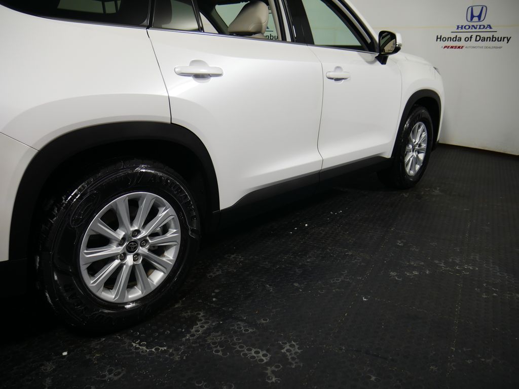 2024 Toyota Grand Highlander XLE 4