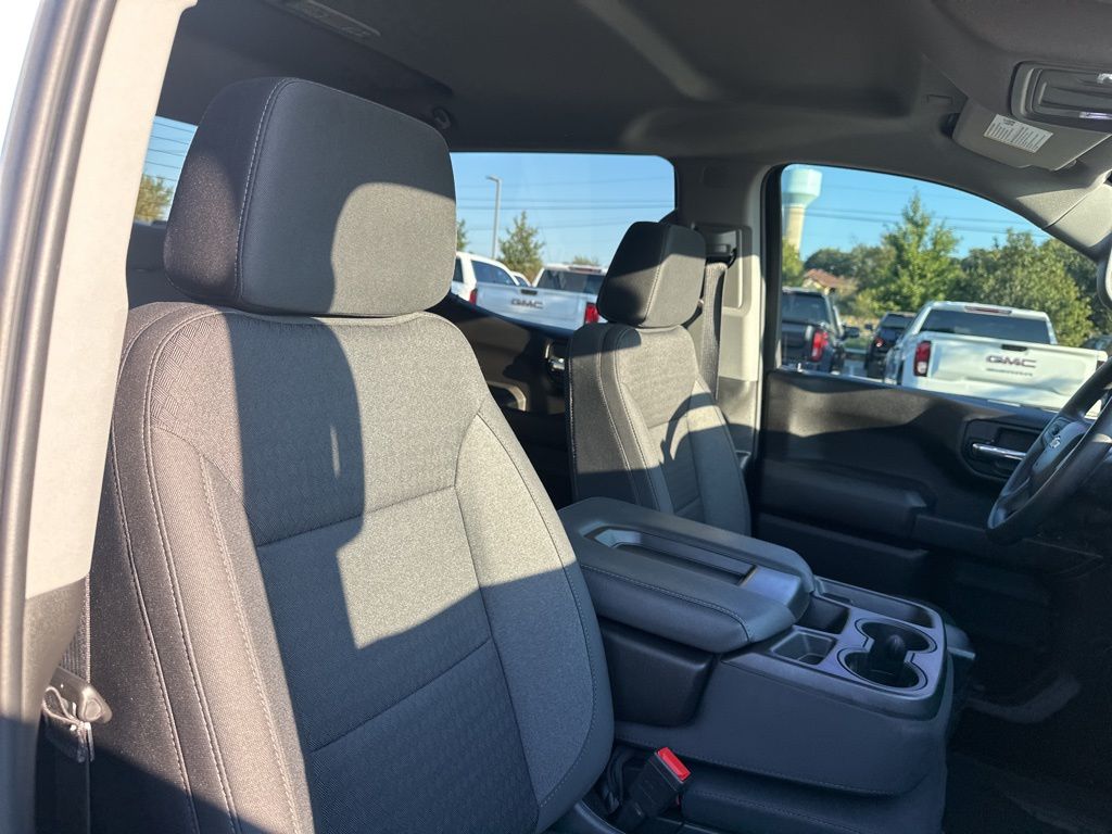 Used Car 2022 Chevrolet Silverado 1500  Custom For Sale Under $35,000 In Austin, Texas