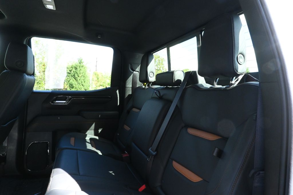 Thumbnail: 2024 GMC Sierra 1500 - 4