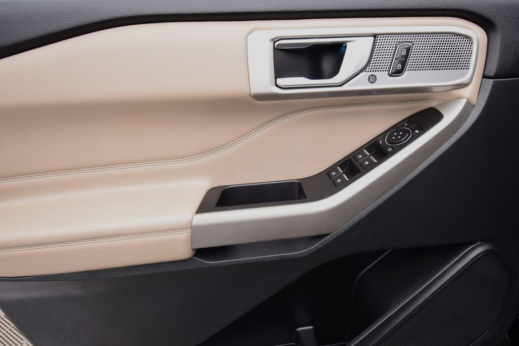 used 2023 Ford Explorer car, priced at $26,600