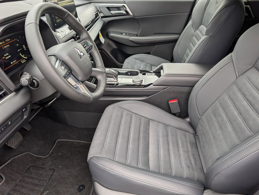 New 2026 Mitsubishi Outlander SUV
