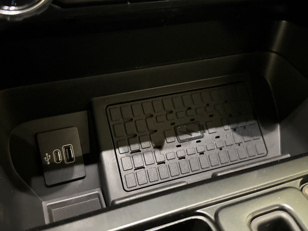New 2026 Black Ford XLT image 33