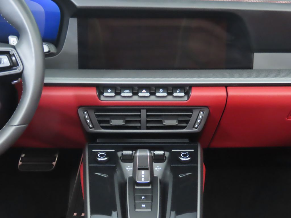 Thumbnail: 2025 Porsche 911 - 22