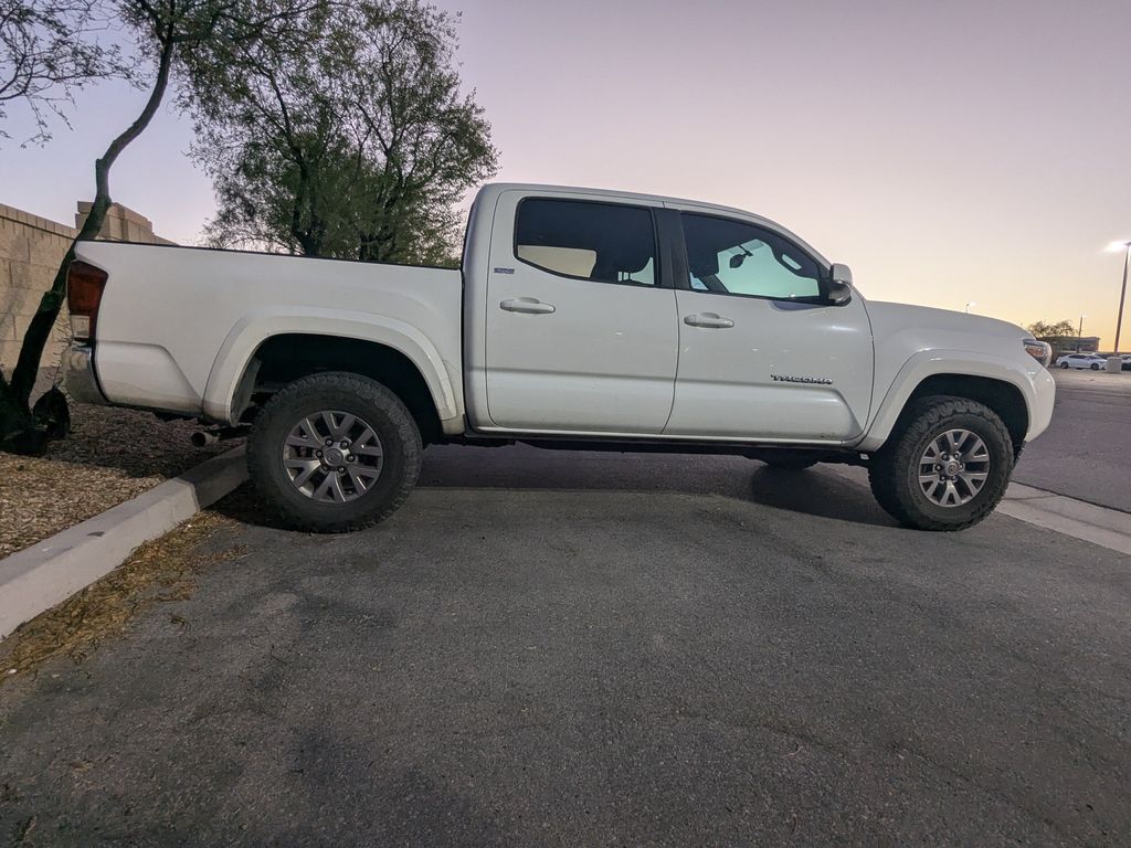 Used 2017 Toyota Tacoma Truck