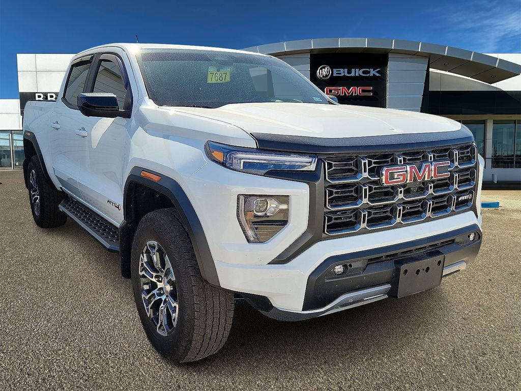 Summit White 2025 GMC Canyon AT4 Crew Cab 4WD Pickup Truck Four-Wheel Drive 8-Speed Automatic