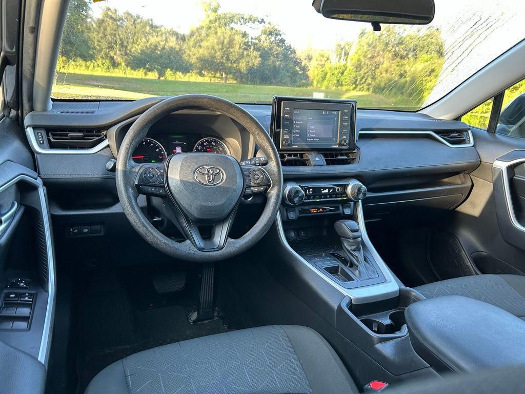 Thumbnail: 2021 Toyota RAV4 - 12
