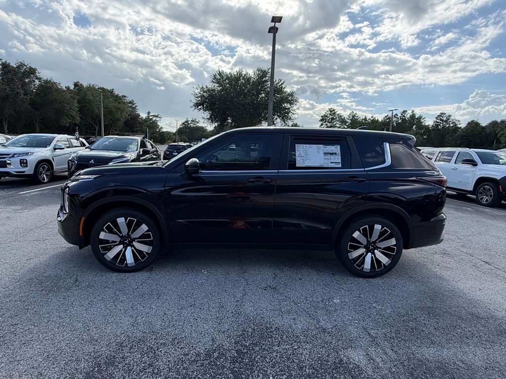 New 2026 Mitsubishi Outlander SUV