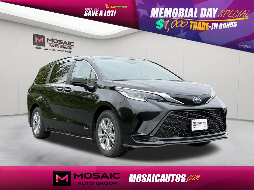 Used 2021 Toyota Sienna XSE Vans