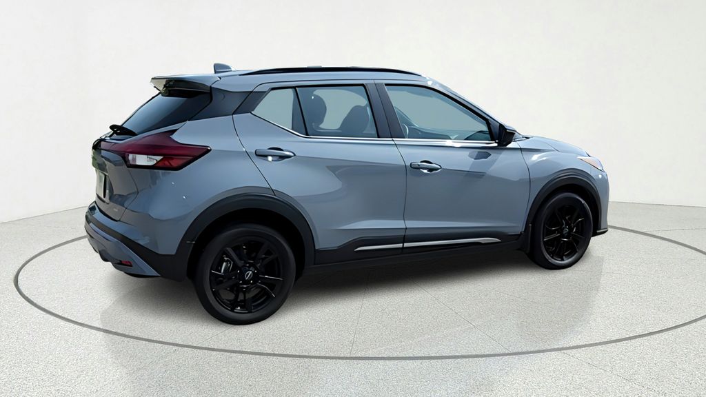 2024 Nissan Kicks