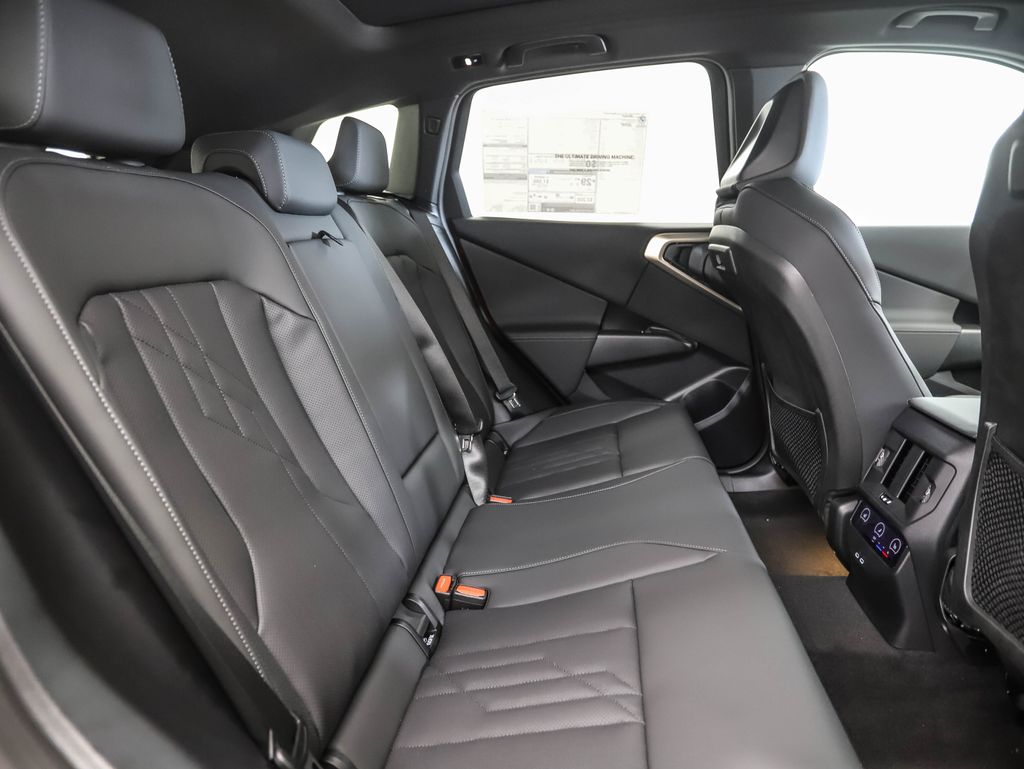 Thumbnail: 2025 BMW X3 - 27