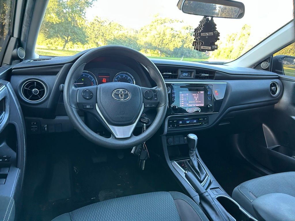 Thumbnail: 2019 Toyota Corolla - 11