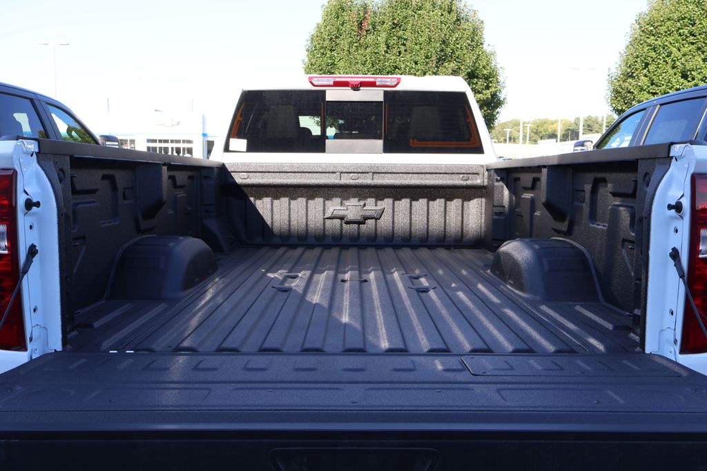 Thumbnail: 2026 Chevrolet Silverado 2500 - 11