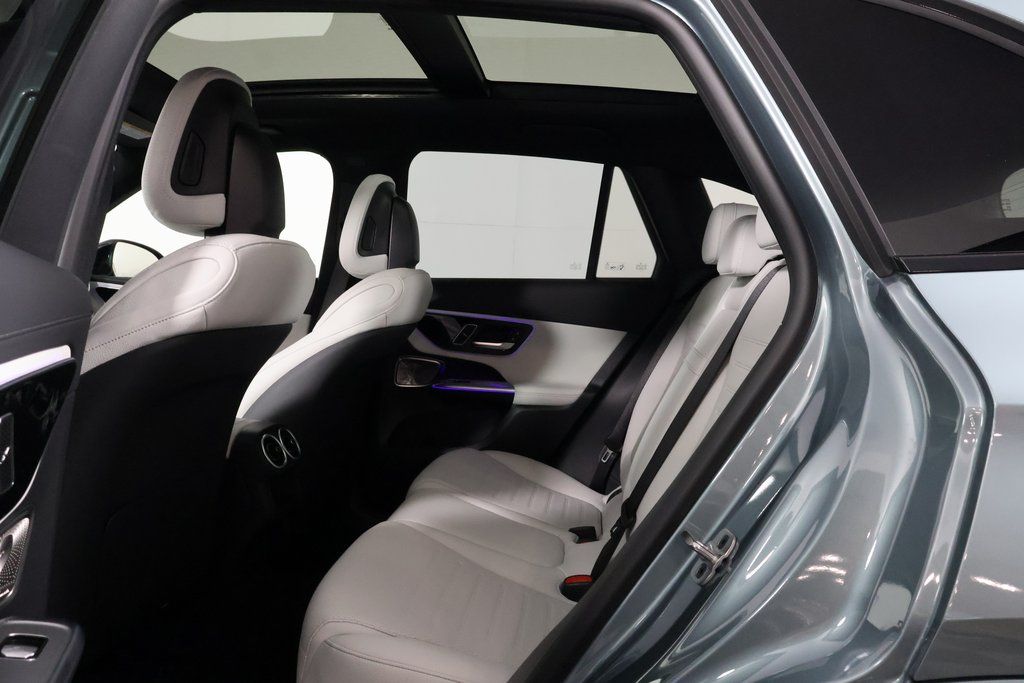 Thumbnail: 2026 Mercedes-Benz GLC - 6