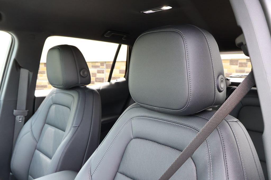 Thumbnail: 2026 Chevrolet Equinox - 15