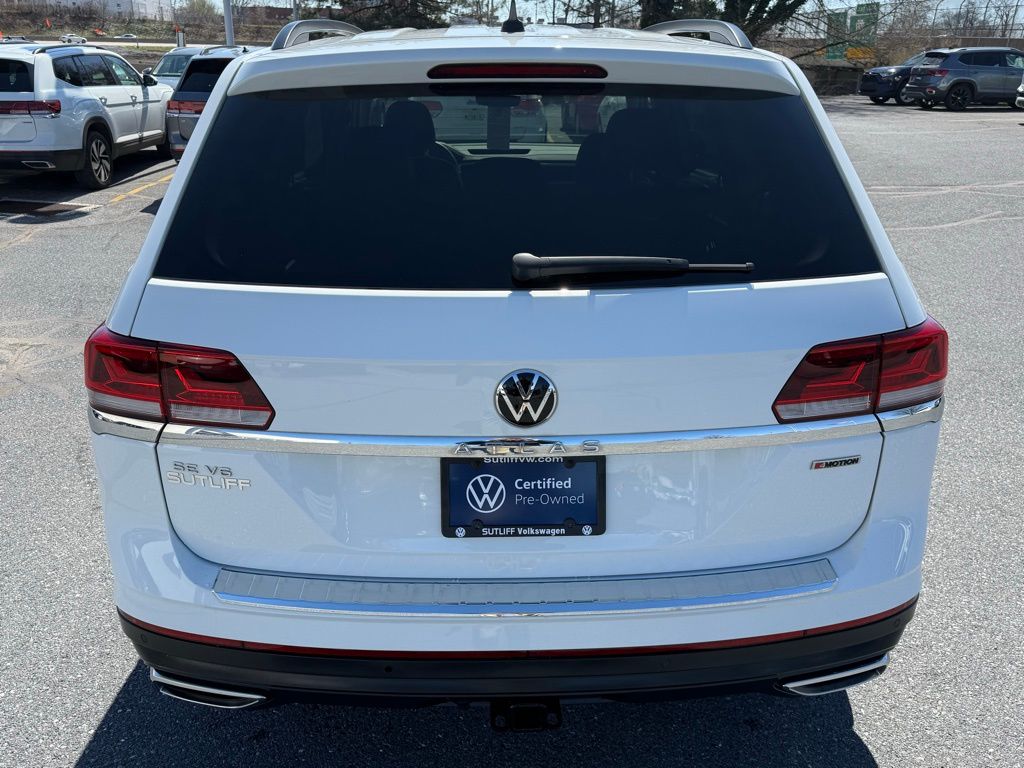2022 Volkswagen Atlas 3.6L V6 SE w/Technology White at Sutliff Volkswagen