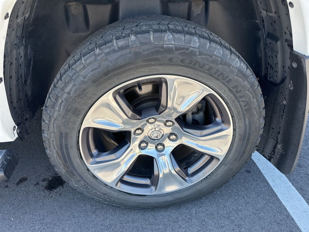 2021 Bright White Clearcoat Ram 1500 Laramie 4X4 Truck