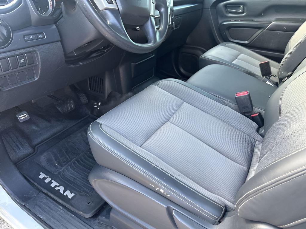 Used Car 2019 Nissan Titan Xd  S For Sale Under $25,000 In Austin, Texas