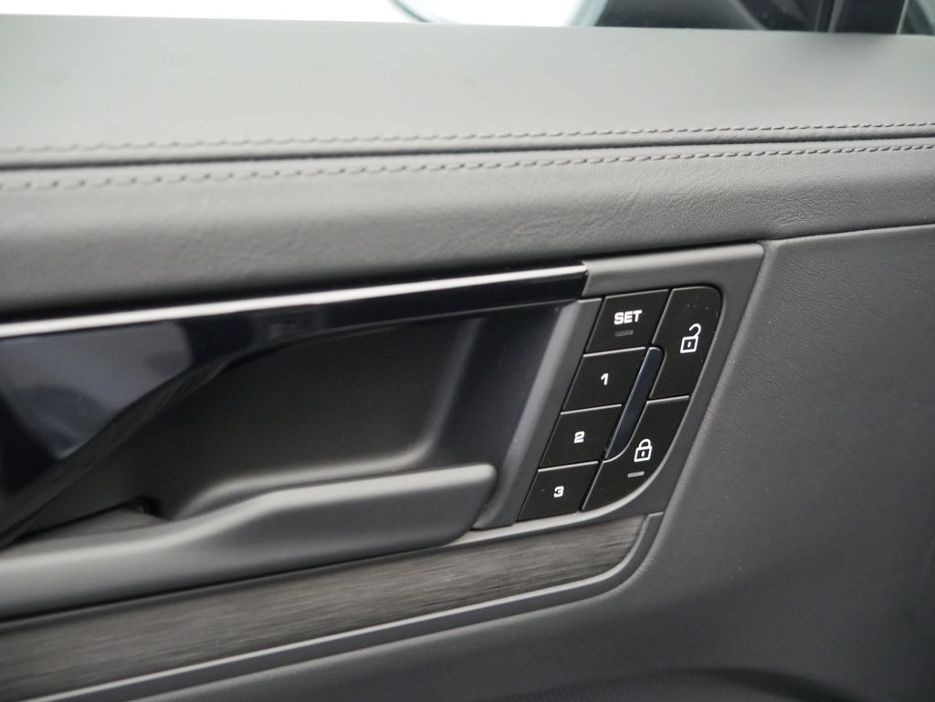 Thumbnail: 2026 Porsche  - 18