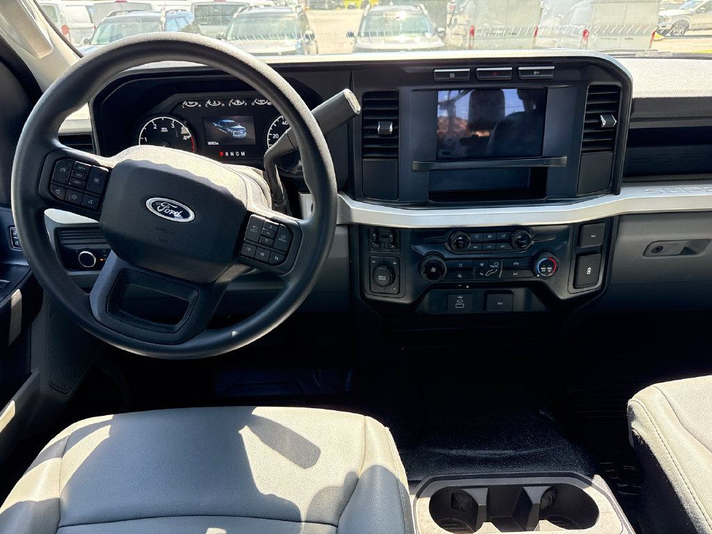 Used 2024 Ford F-350SD Truck