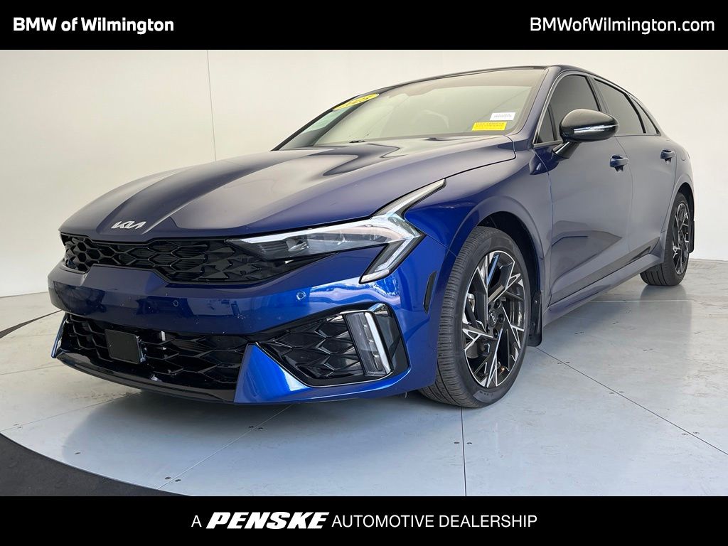 Thumbnail: 2025 Kia K5 - 1