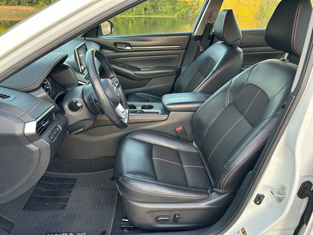 Thumbnail: 2020 Nissan Altima - 14