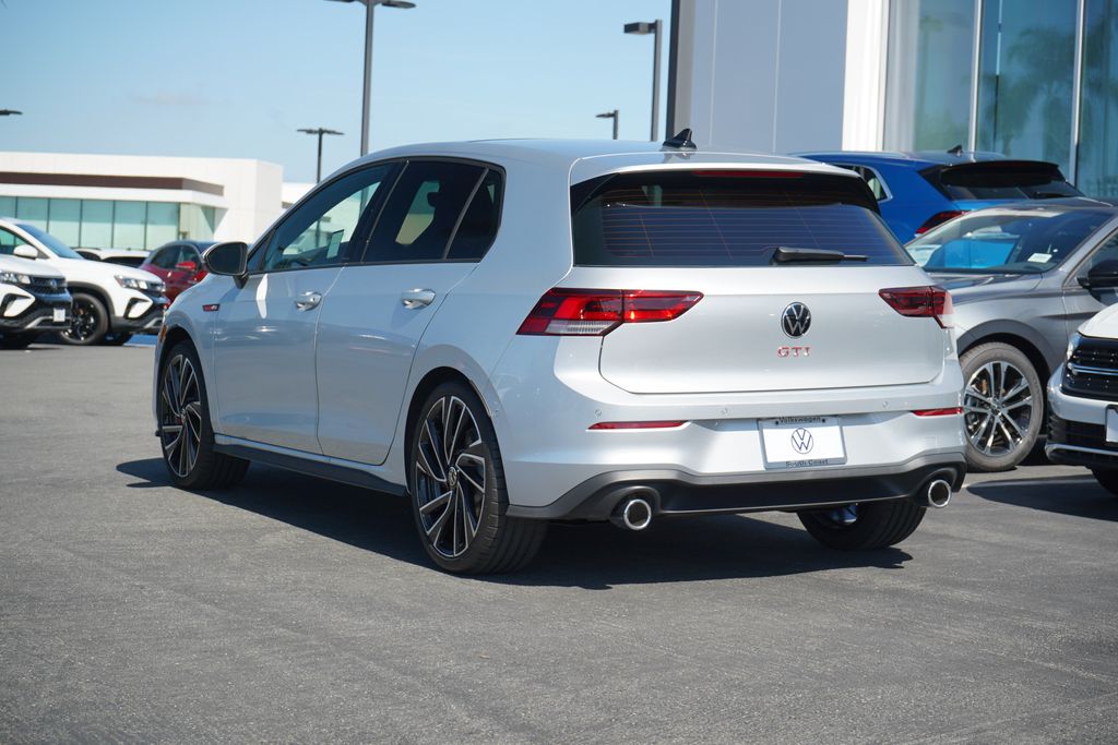 2024 Volkswagen Golf GTI Autobahn 3