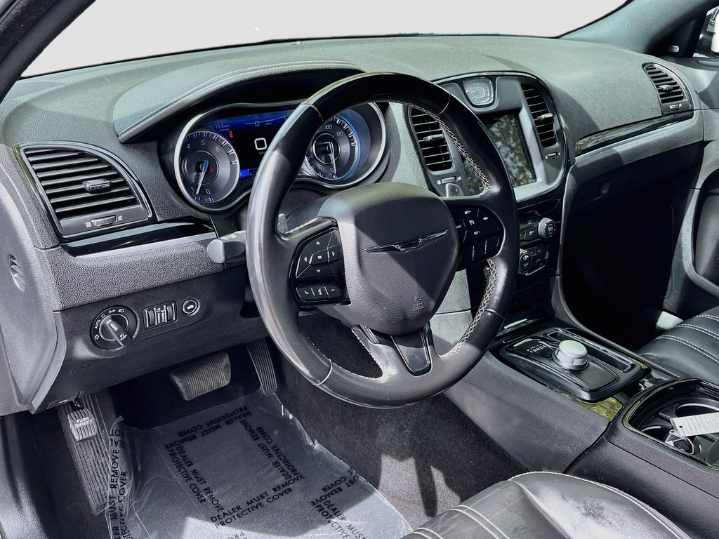 Used 2021 White Chrysler S image 9