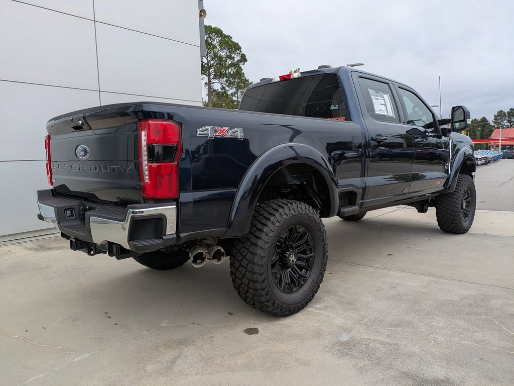 2025 Ford F-250 Black Widow