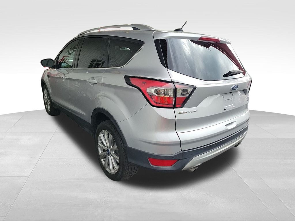 2017 Ford Escape Titanium 2