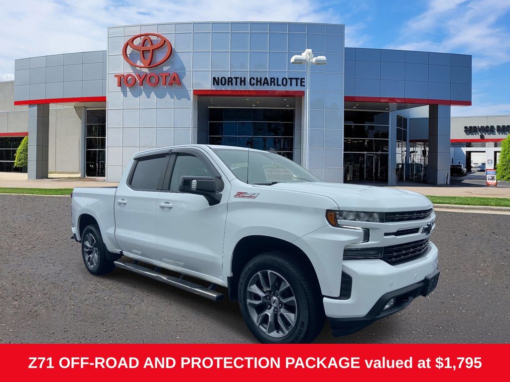Summit White 2021 Chevrolet Silverado 1500 Pickup Truck Four-Wheel Drive 8-Speed Automatic
