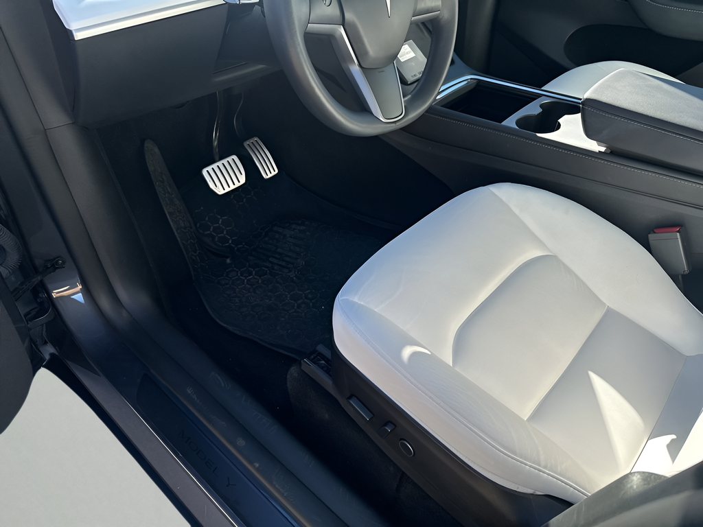 Used Car 2022 Tesla Model Y  Performance For Sale Under $35,000 In Austin, Texas