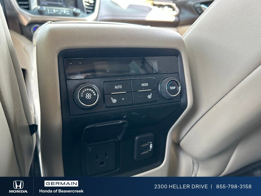 Used 2018 Red GMC Denali image 33