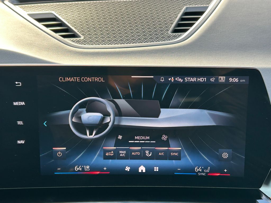 Thumbnail: 2025 BMW X1 - 24