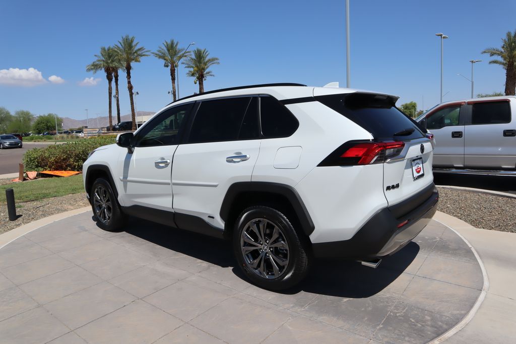 2025 Toyota RAV4 Limited 7
