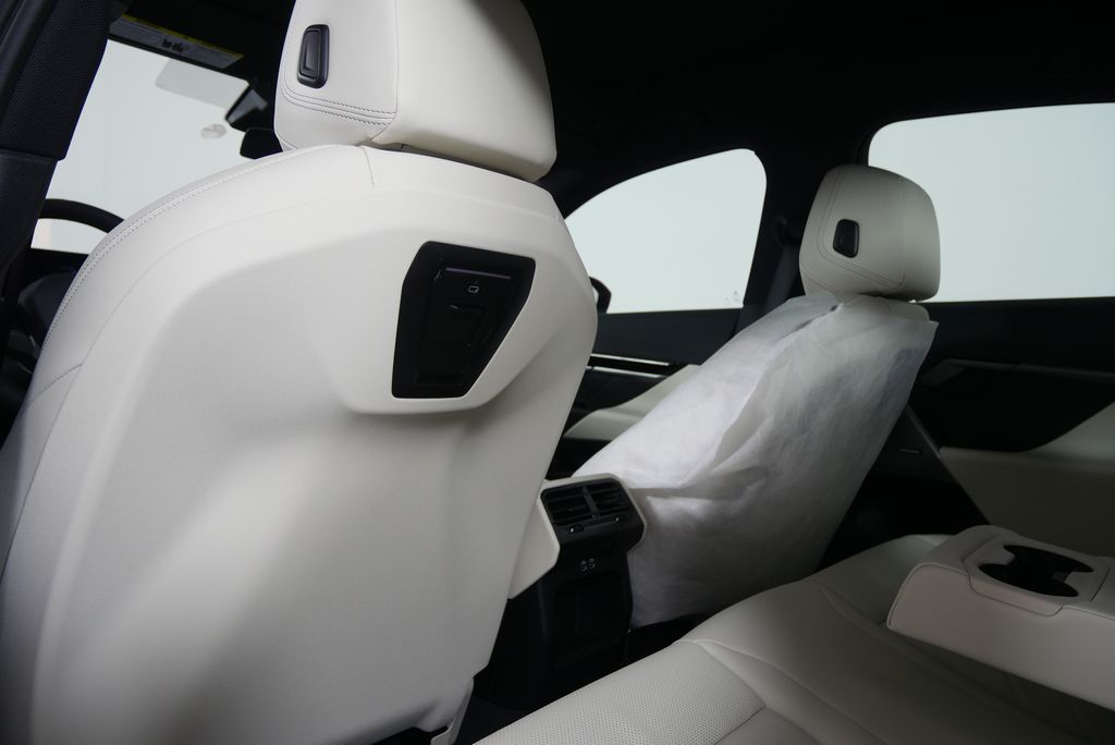 2026 BMW 5 Series 530i 16
