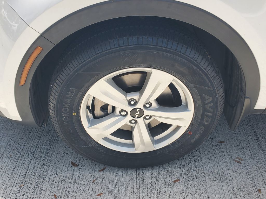 2023 Kia Sorento - $18,488