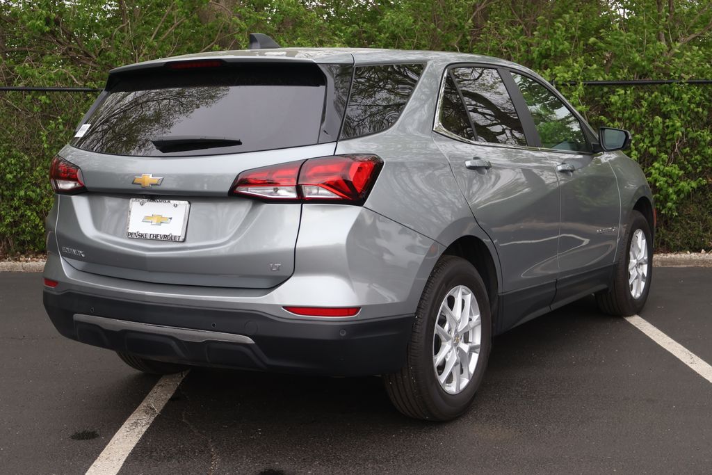 Thumbnail: 2024 Chevrolet Equinox - 10