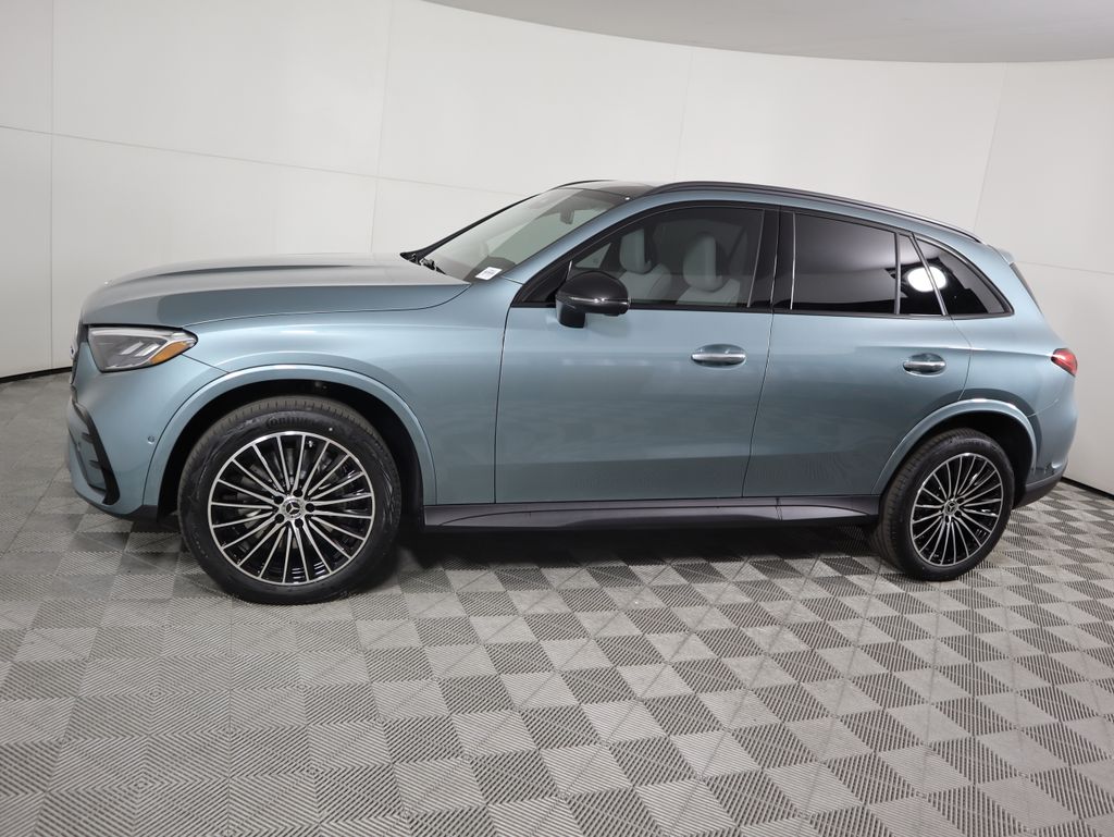 Thumbnail: 2026 Mercedes-Benz GLC - 8