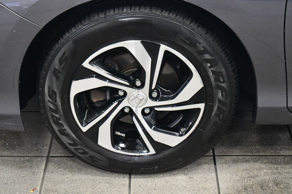 Thumbnail: 2016 Honda Accord - 14