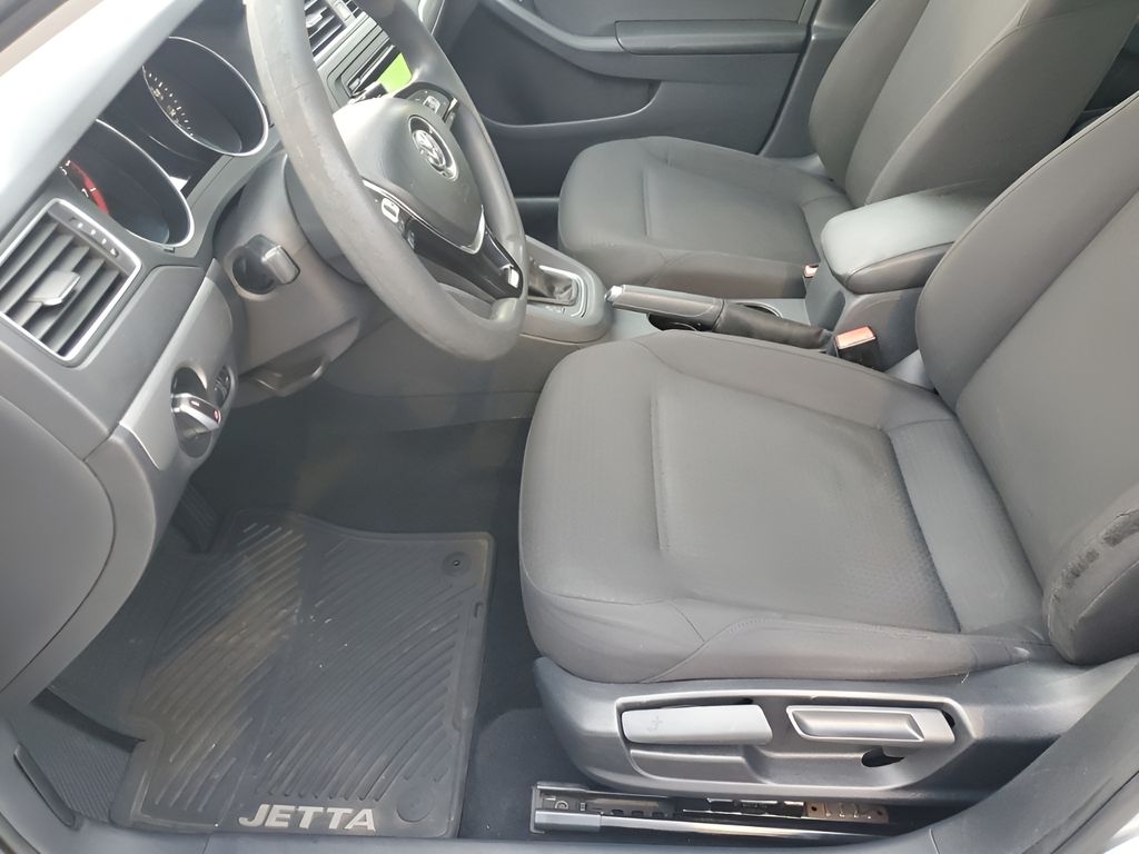 Used Car 2015 Volkswagen Jetta  1.8t Se For Sale In Austin, Texas