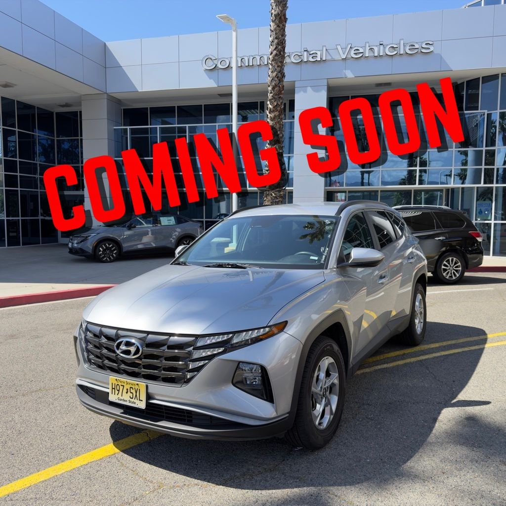 Shimmering Silver 2024 Hyundai Tucson SEL Fleet AWD SUV / Crossover All-Wheel Drive 8-Speed Automatic