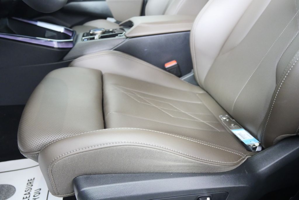 Thumbnail: 2025 BMW X3 - 9