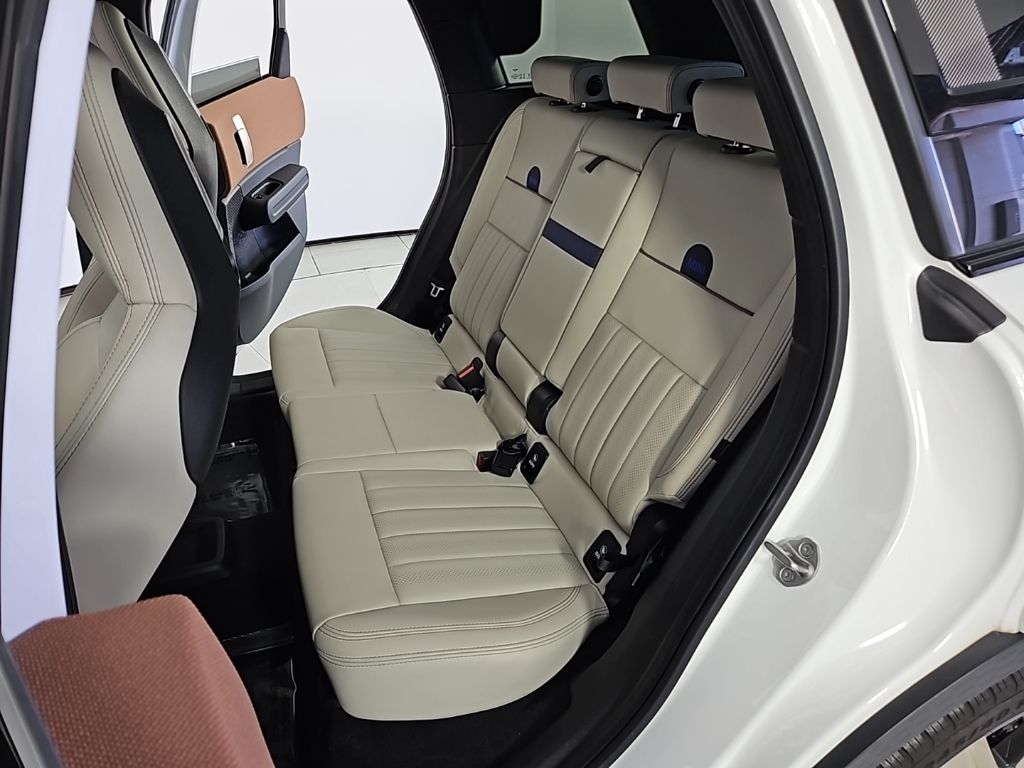 Thumbnail: 2025 MINI Cooper Countryman - 21