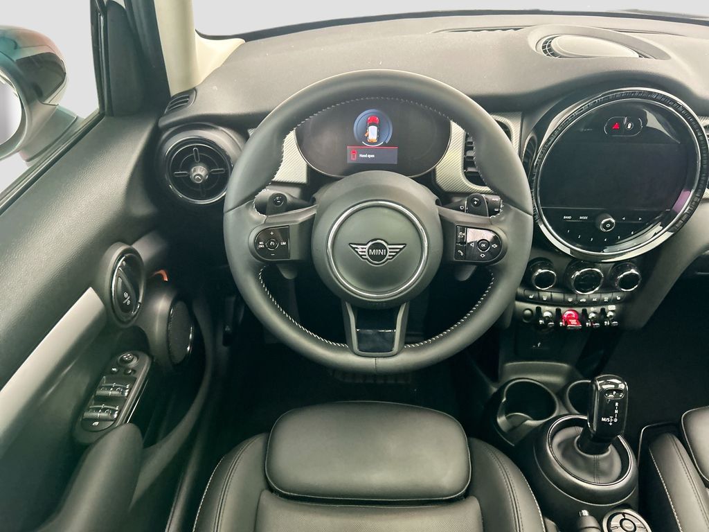 Thumbnail: 2024 MINI Cooper - 10
