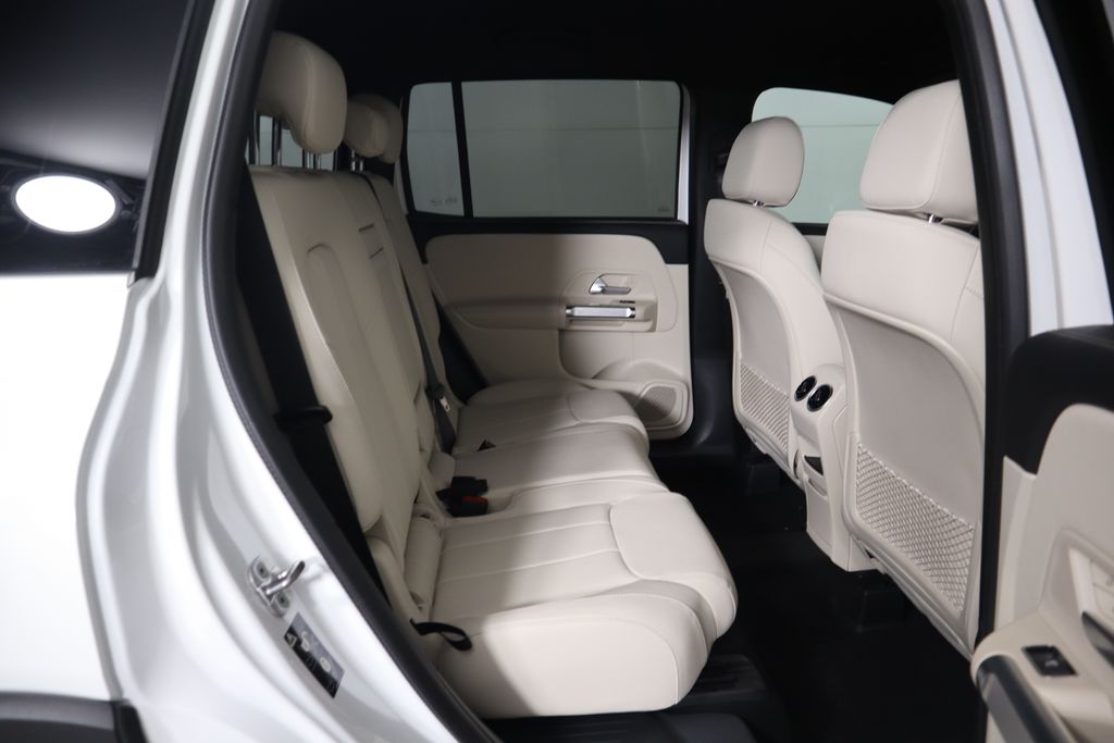 Thumbnail: 2025 Mercedes-Benz GLB - 22