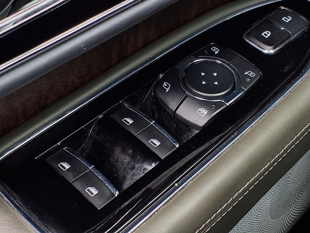 2024 Lincoln Navigator L Black Label Gray at Wharton Ford