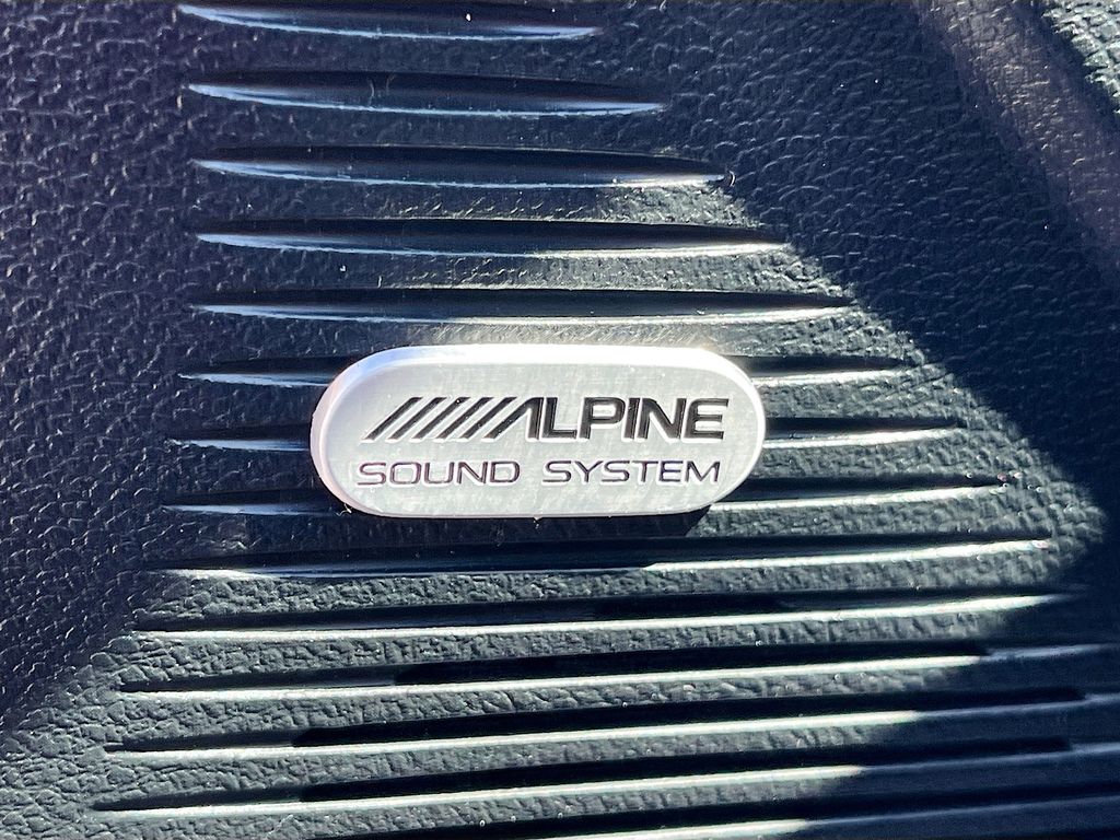 Used 2022 White Dodge R/T Scat Pack image 18