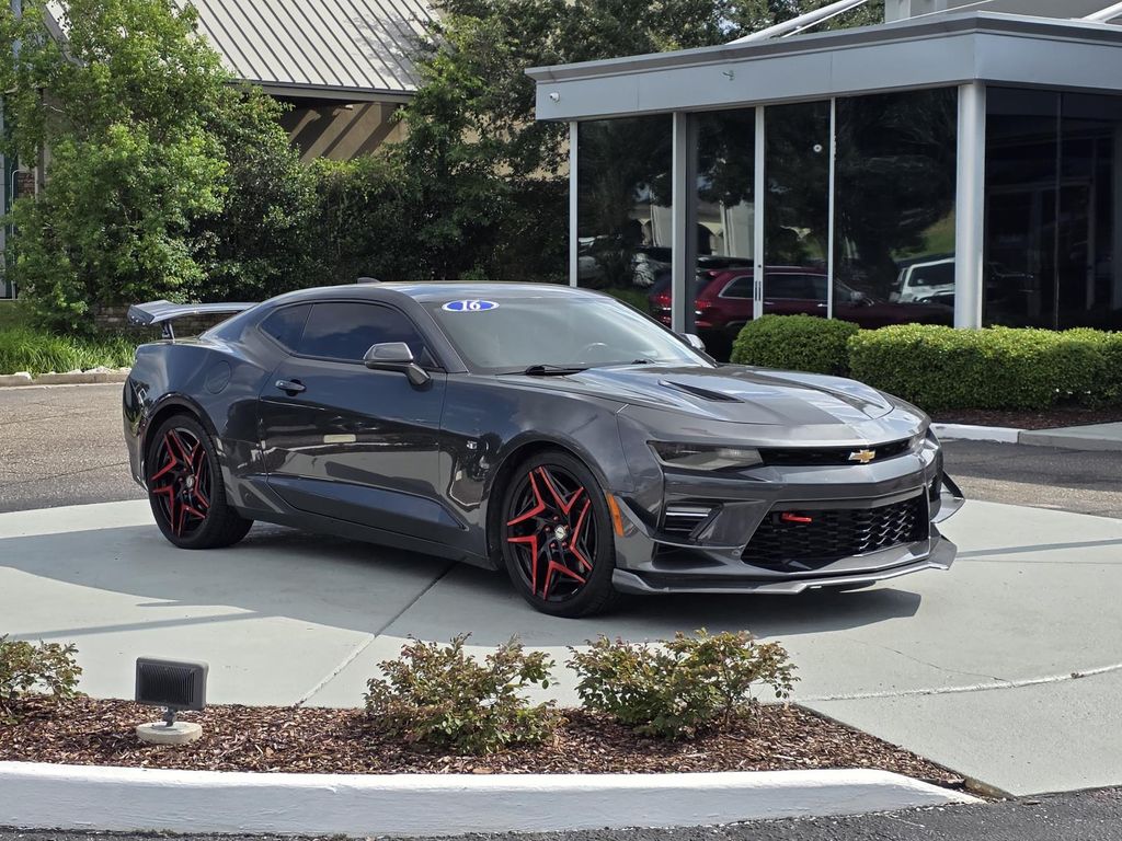 2016 Chevrolet Camaro 2SS Coupe RWD