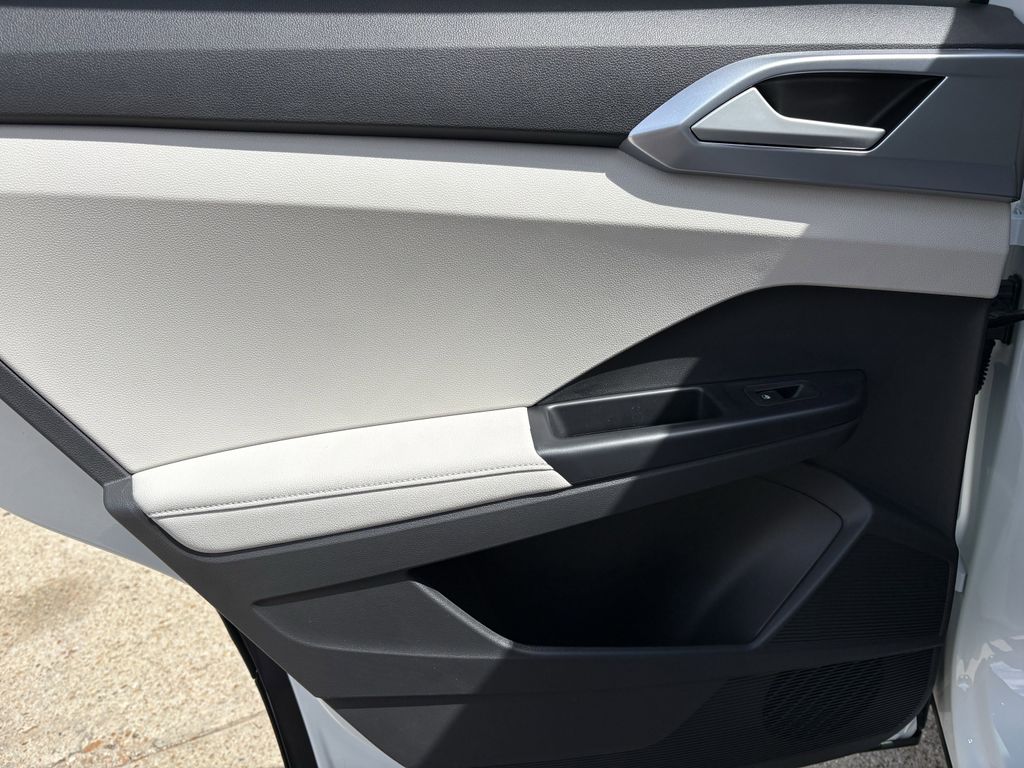 New 2026 White Volkswagen 1.5T SE image 23